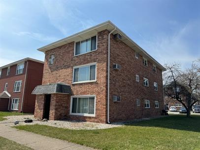 7050 Idaho Avenue - 2N