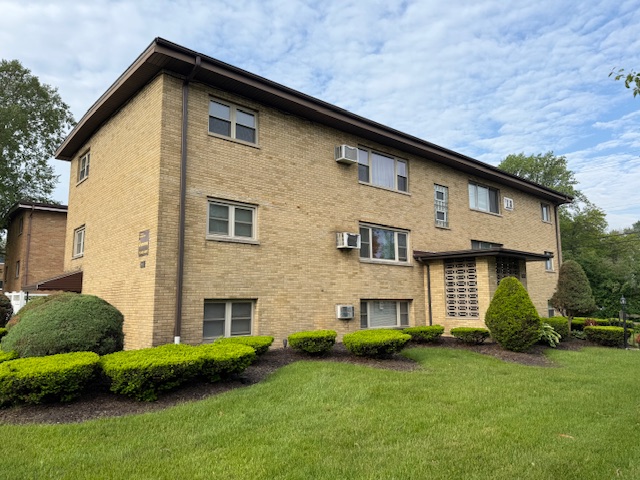 8940 White Oak Avenue - 1