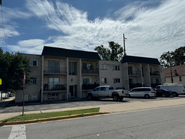 1704 Indianapolis Boulevard - 5